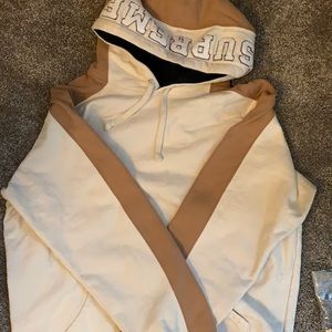 Supreme hoodie